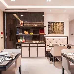 3* Couette-café Maison Candia Luxury House